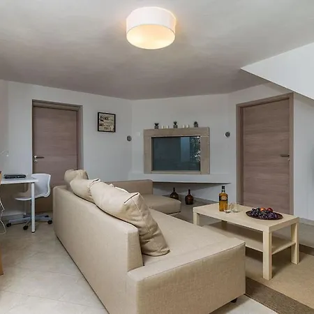 Tila Comfortable Holiday Villa